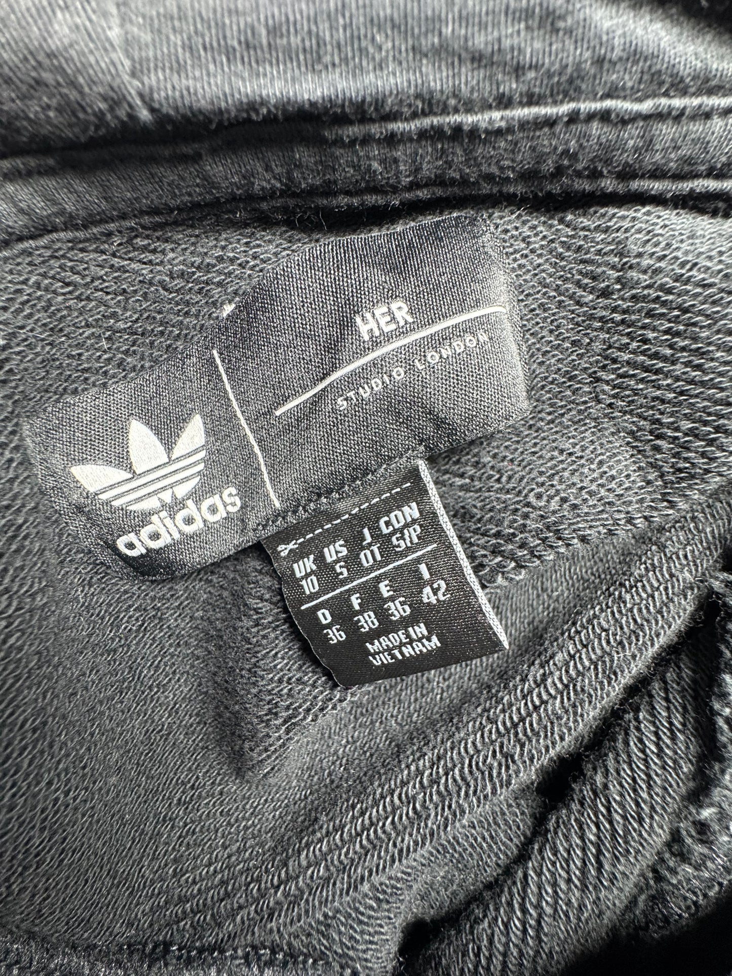 ADIDAS CROPPED  CHERRIE HOODIE
